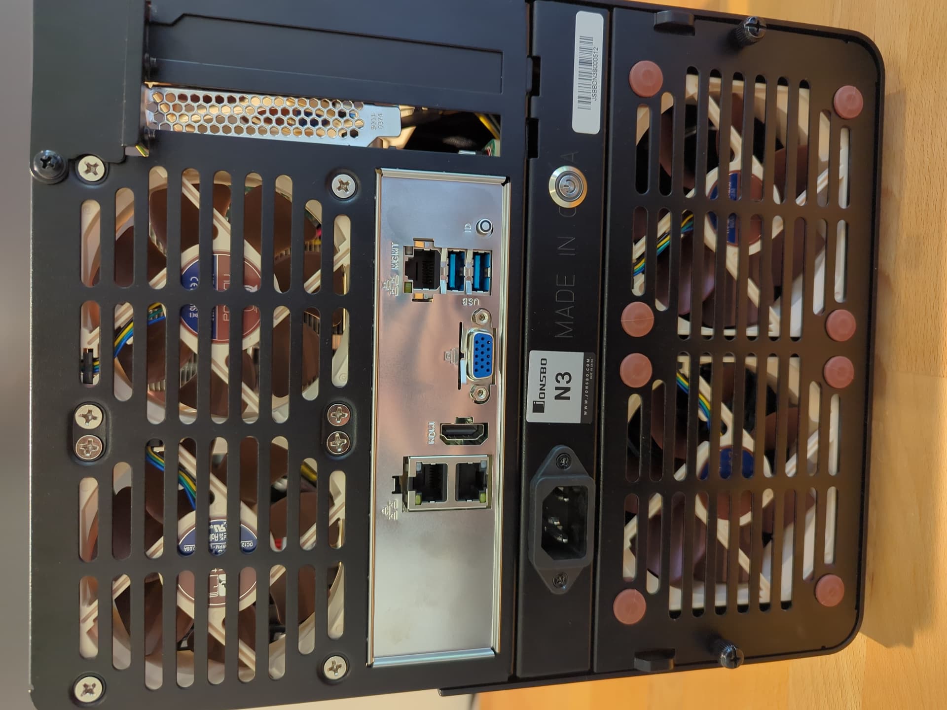 My 1st build, 21 SSDs and a Deep Mini ITX board in a Jonsbo N3