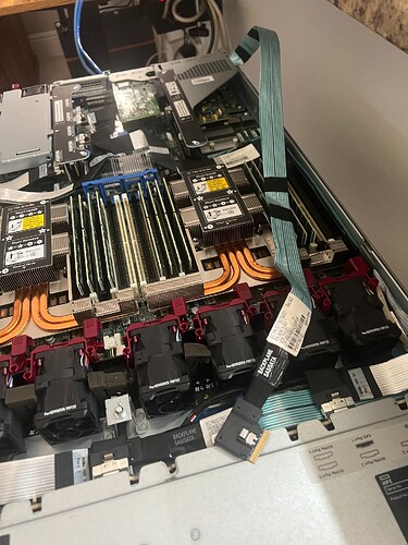 connectin-newcable to backplane from LSI controller