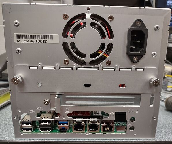 mini-nas-sm-back